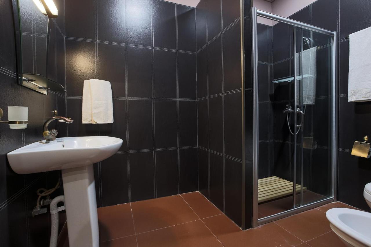 Avicenna Hotel Bukhara Bagian luar foto